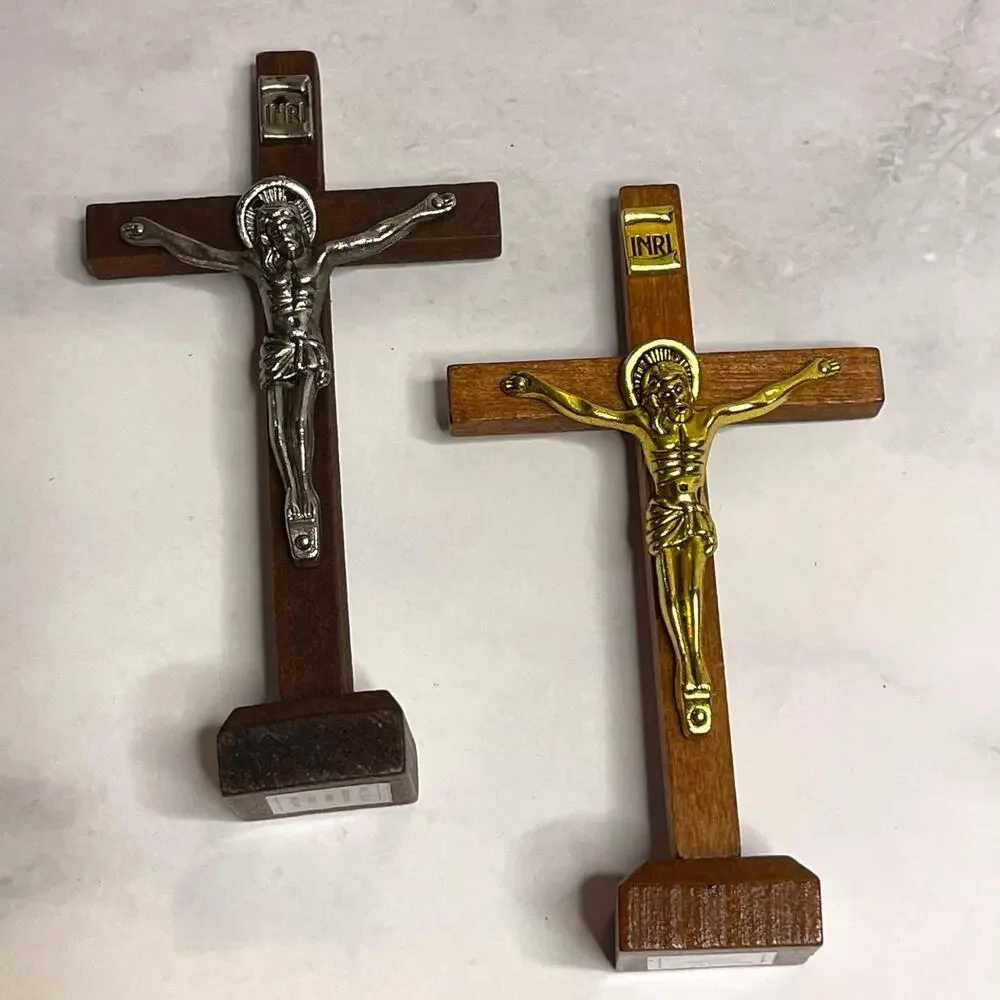 2 Vintage Style Wooden Crucifix Crosses Jesus INRI Gold Silver Standing 4